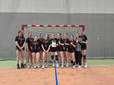 Kolejny sukces dziewcząt - kolejne srebro !!!