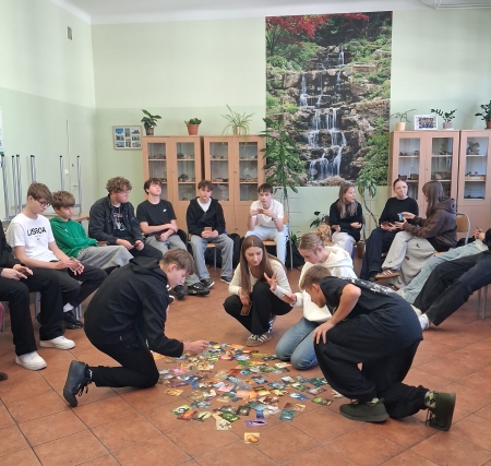 Od poznania do zaufania – warsztaty integracyjne w klasach pierwszych